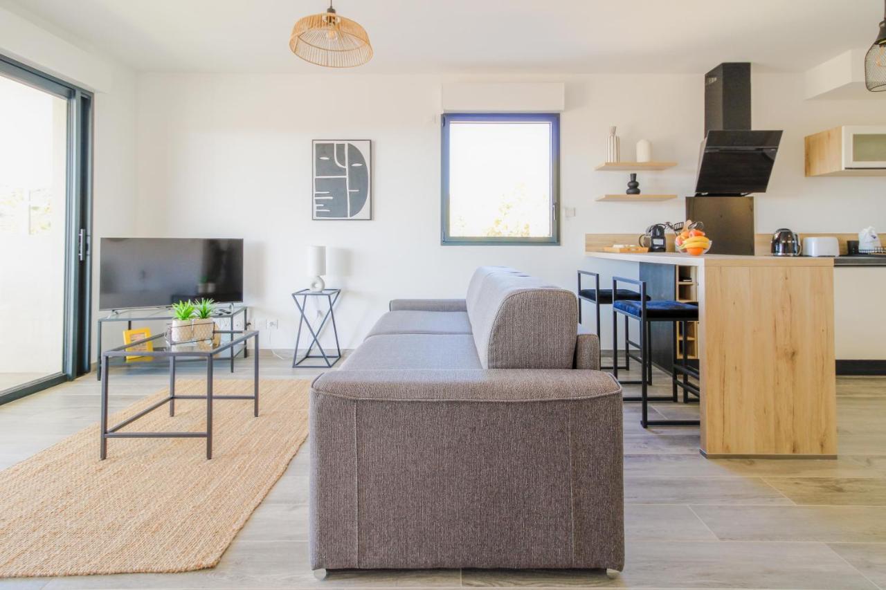 Select' - T2 A Saint-Clair Avec Terrasse, Piscine Et Parking ! - 180Sud-A12 Lejlighed Le Lavandou Eksteriør billede